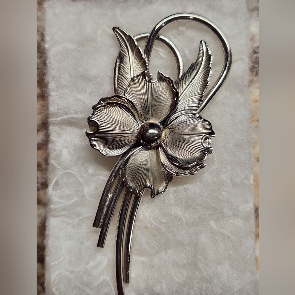 Very Vintage Coro Stamped Silver Brooch